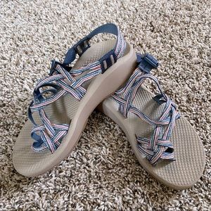 🦎 Chaco women’s sandals 7